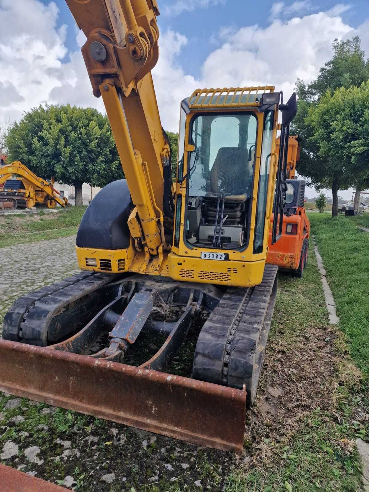 Min giratória YANMAR B7-5A 8T