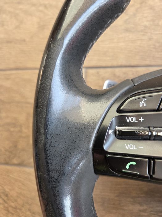 Кермо Ioniq EV під відновлееня