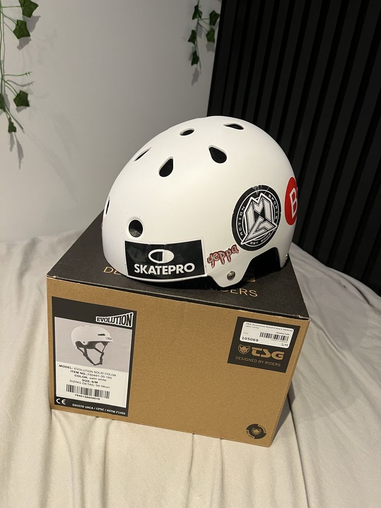 Kask CORE (na hulajnogę)