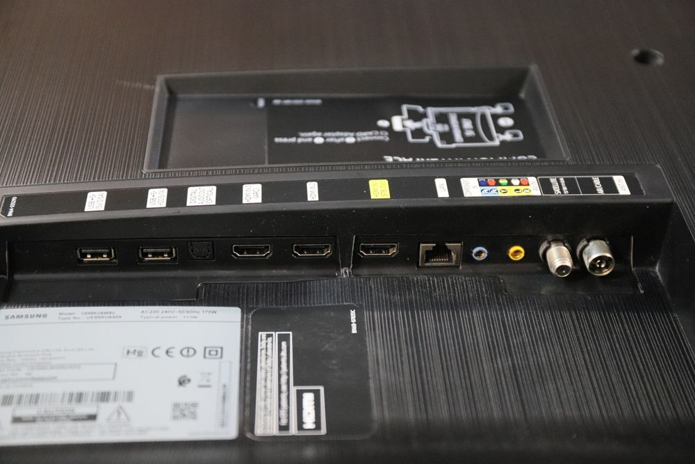 Samsung  UE 55KU6459U     55  дюймов