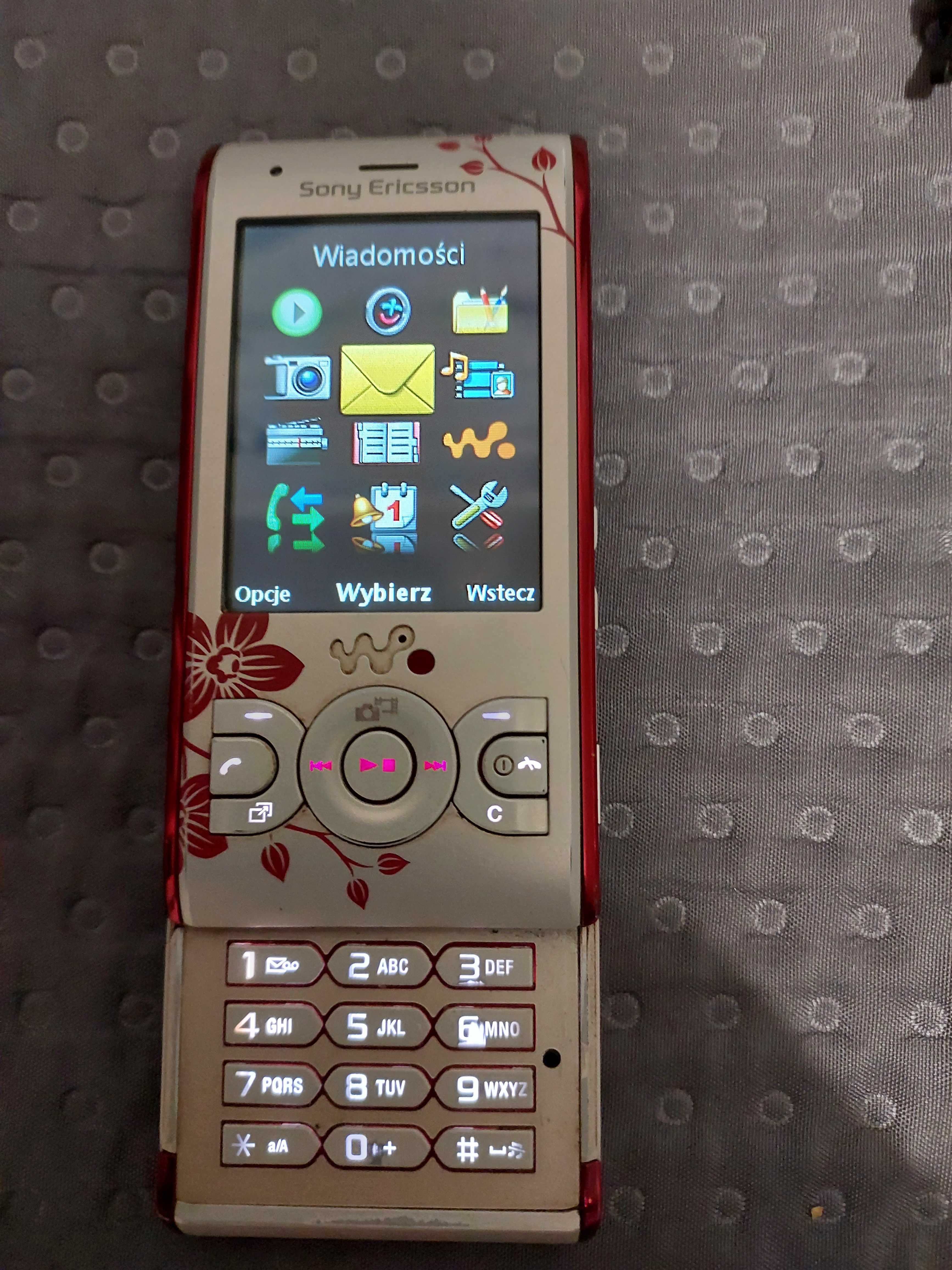 Telefon Sony Ericsson W595 Flower Edition 3.2MP MP3 Radio