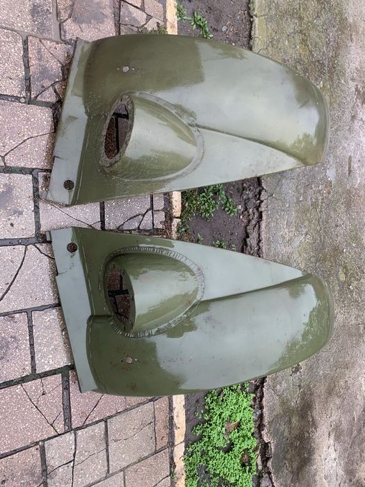 Два крила передніх ГАЗ 69