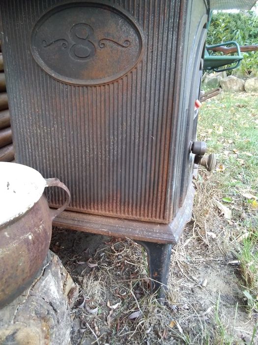 Kominek żeliwny ozdobny