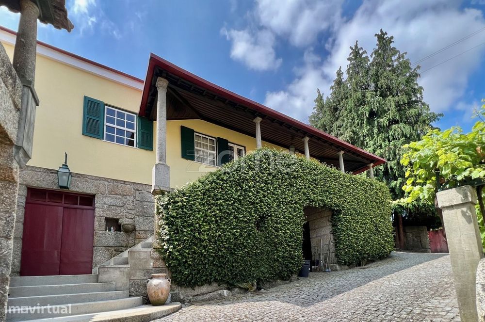 Casa de Agrêllo: casa +1, capela, piscina, jardim – V. N. C. Stº Ti...