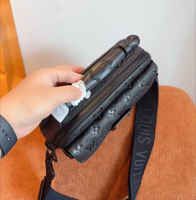 LOUIS VUITTON S LOCK сумка мужская кожаная через плечо мессенджер