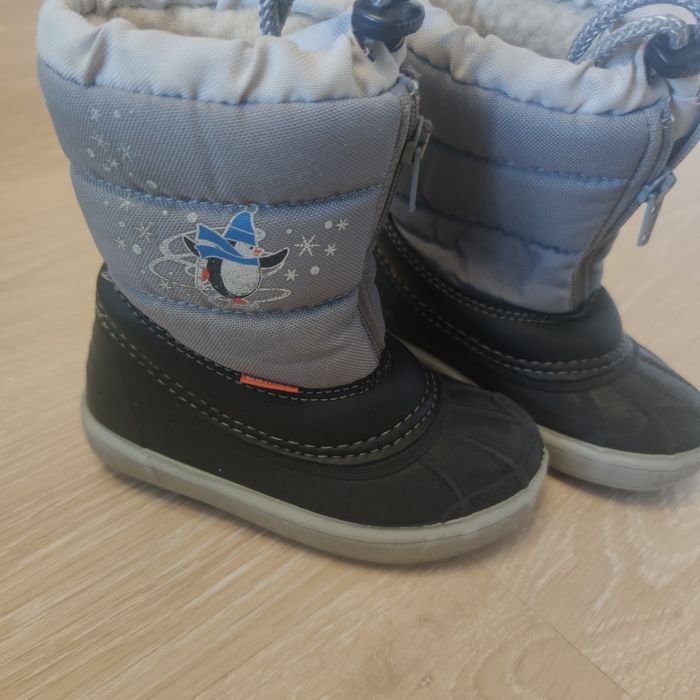 Пакет зимового взуття, 24 розмір. Demar