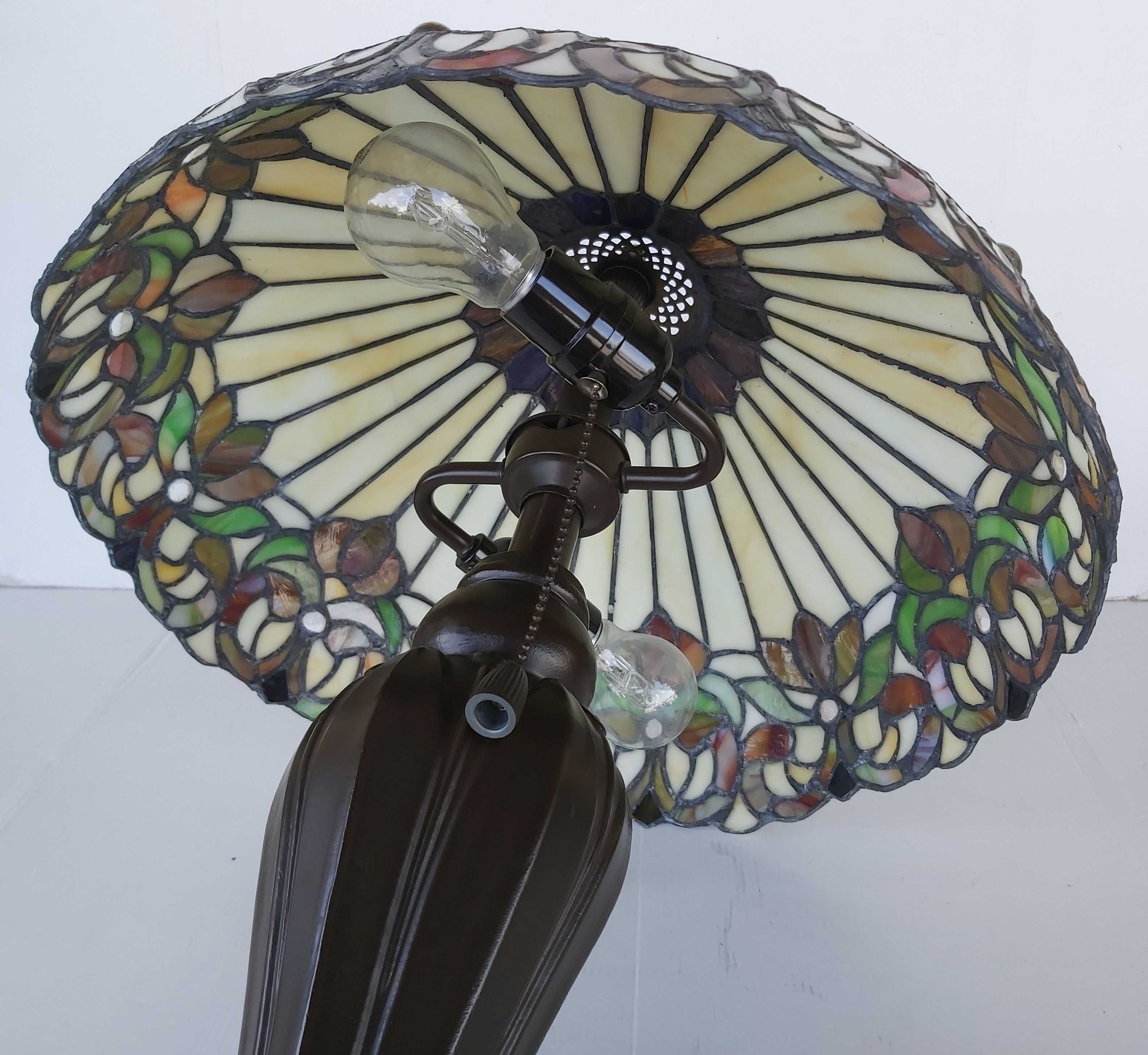 Lampa Witrażowa Szkło Tiffany Powystawowa z Masywną Podstawą
