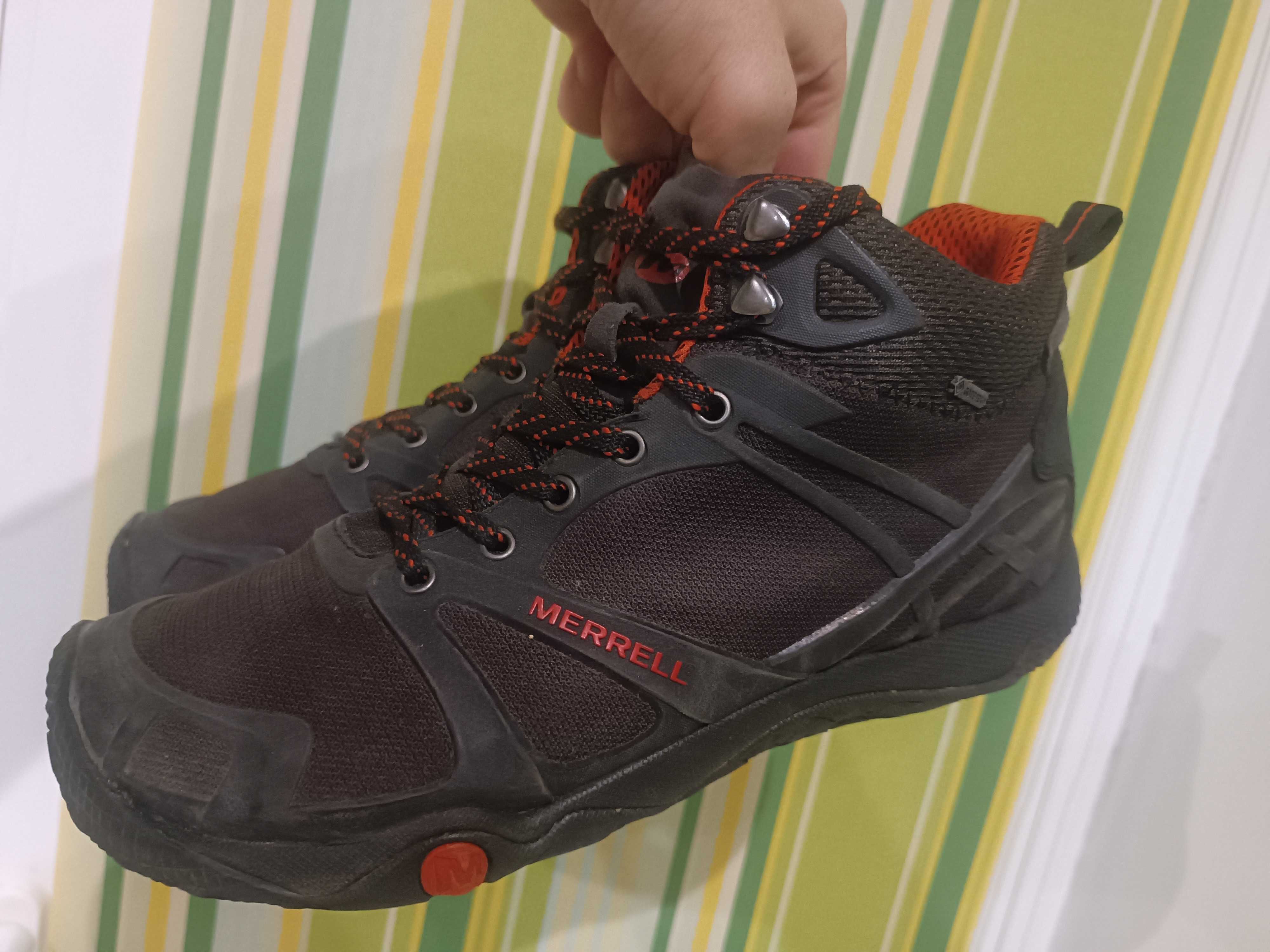 Берцы на лето трекинга полигона Merrell goreTex 44.5 размер 28.5 см
