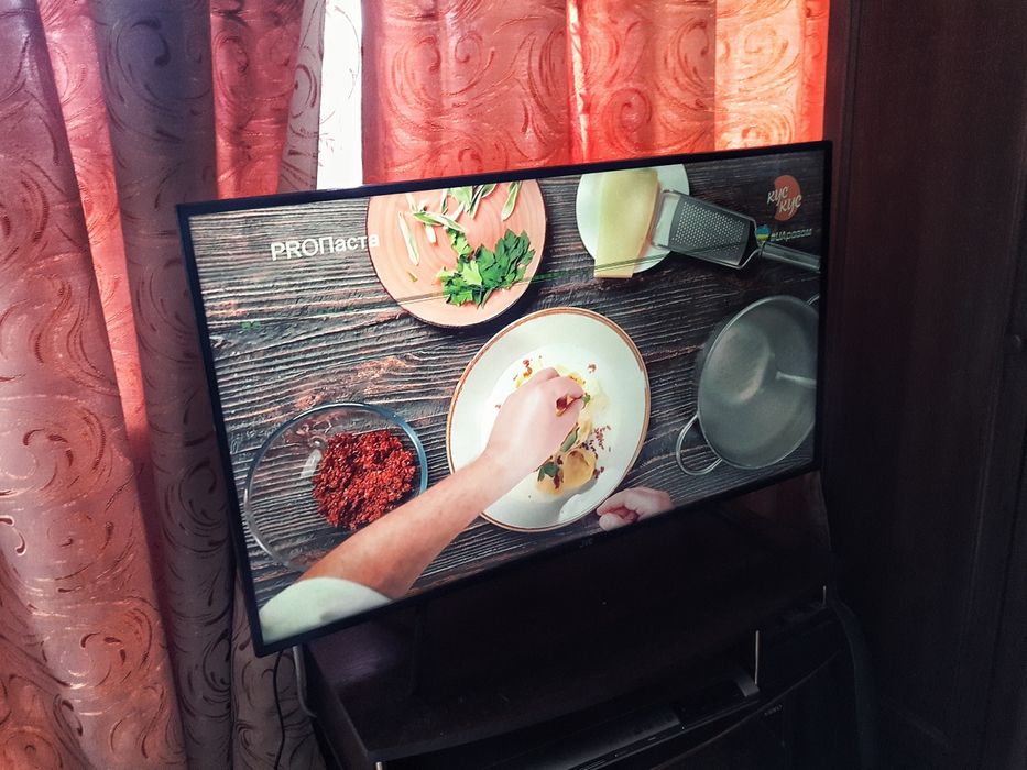 Телевiзор JVC / LED 40" (LT-MU580)
