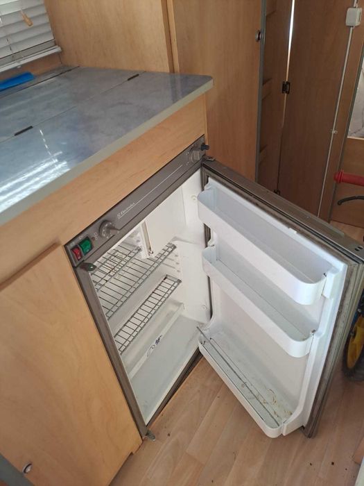 Quem boas férias quer passar só falta uma caravana comprar