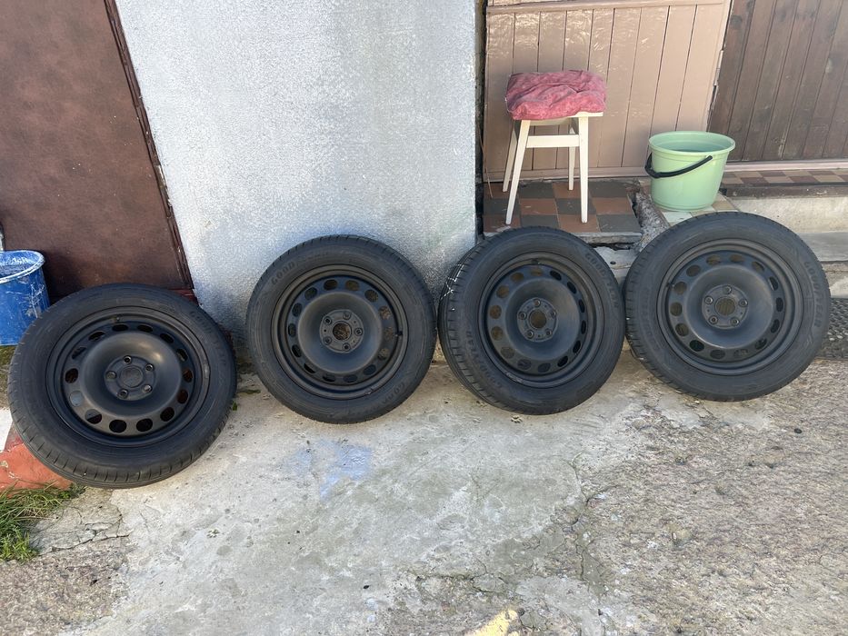 комплект шин Goodyear Eagle Sport 2 з дисками 6Jx16H2, ET48