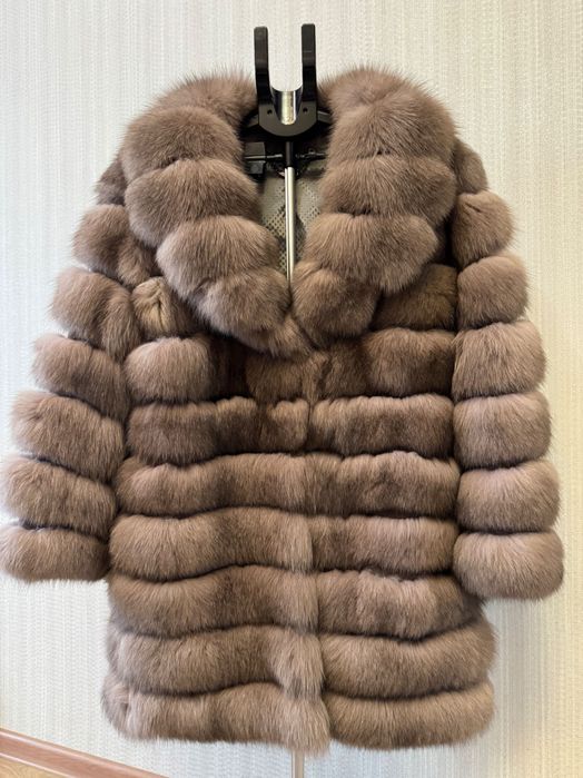 Шуба із песця, довжина 90 см, одягалася два рази, L-XL