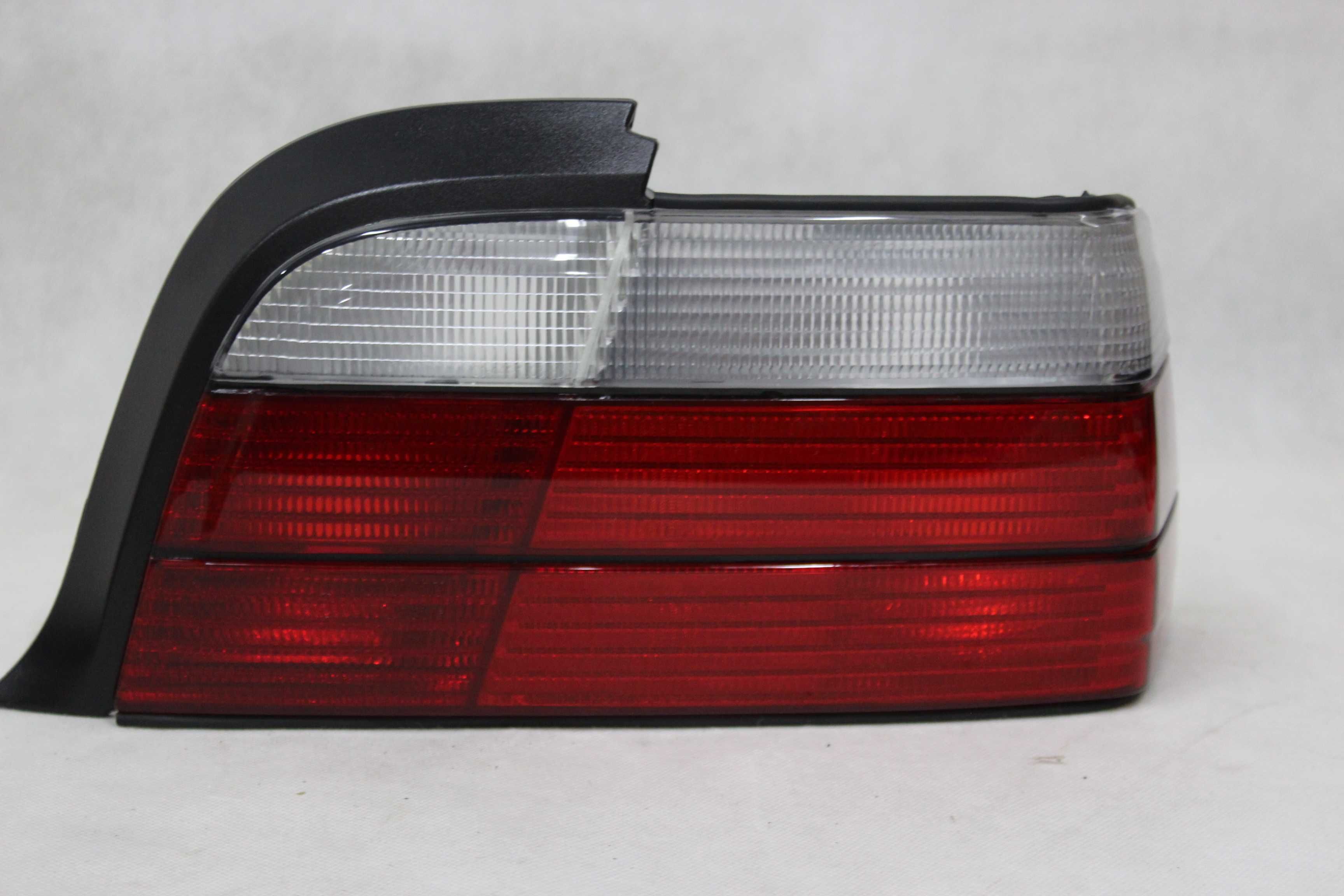 Lampy światła tył tylne BMW E36 90-99 COUPE RED WHITE M PAKIET NOWE!