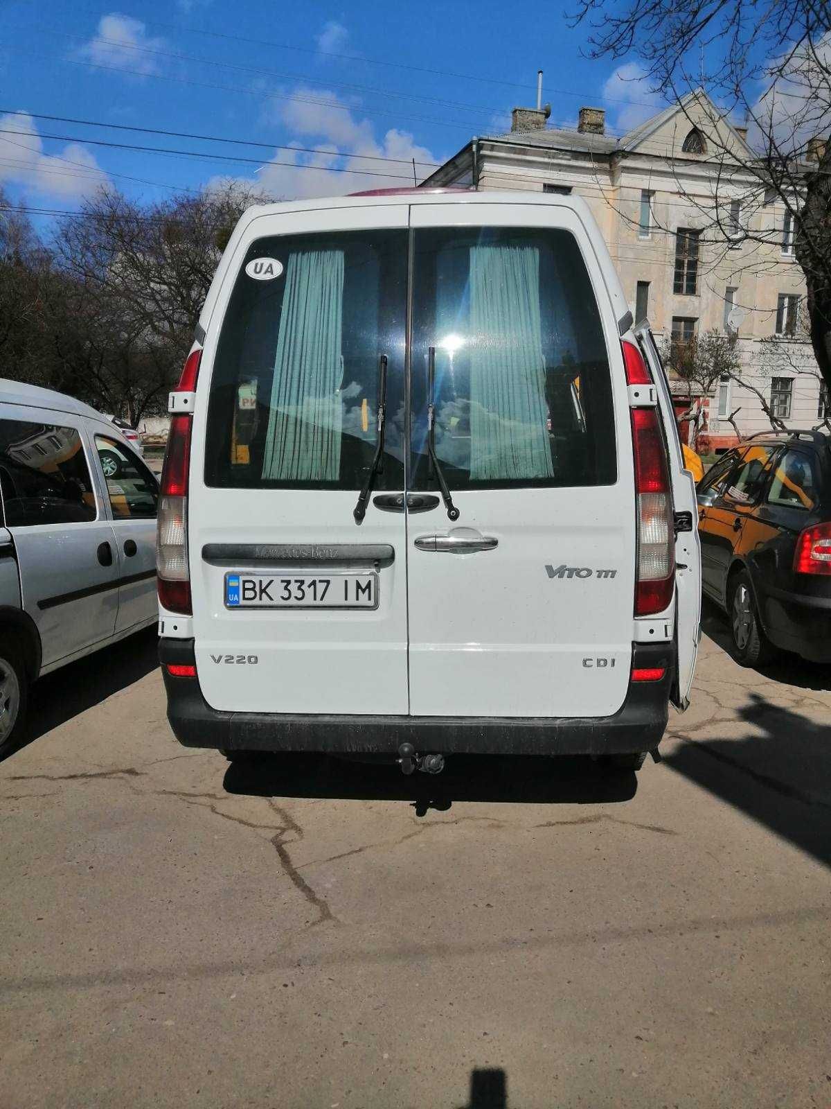 Мерседес Vito 111