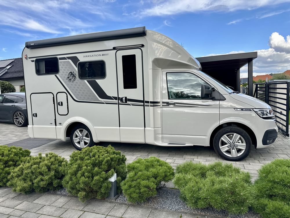 Wynajem kamper FORD Sunlight T680 półintegra automat - 5 osób