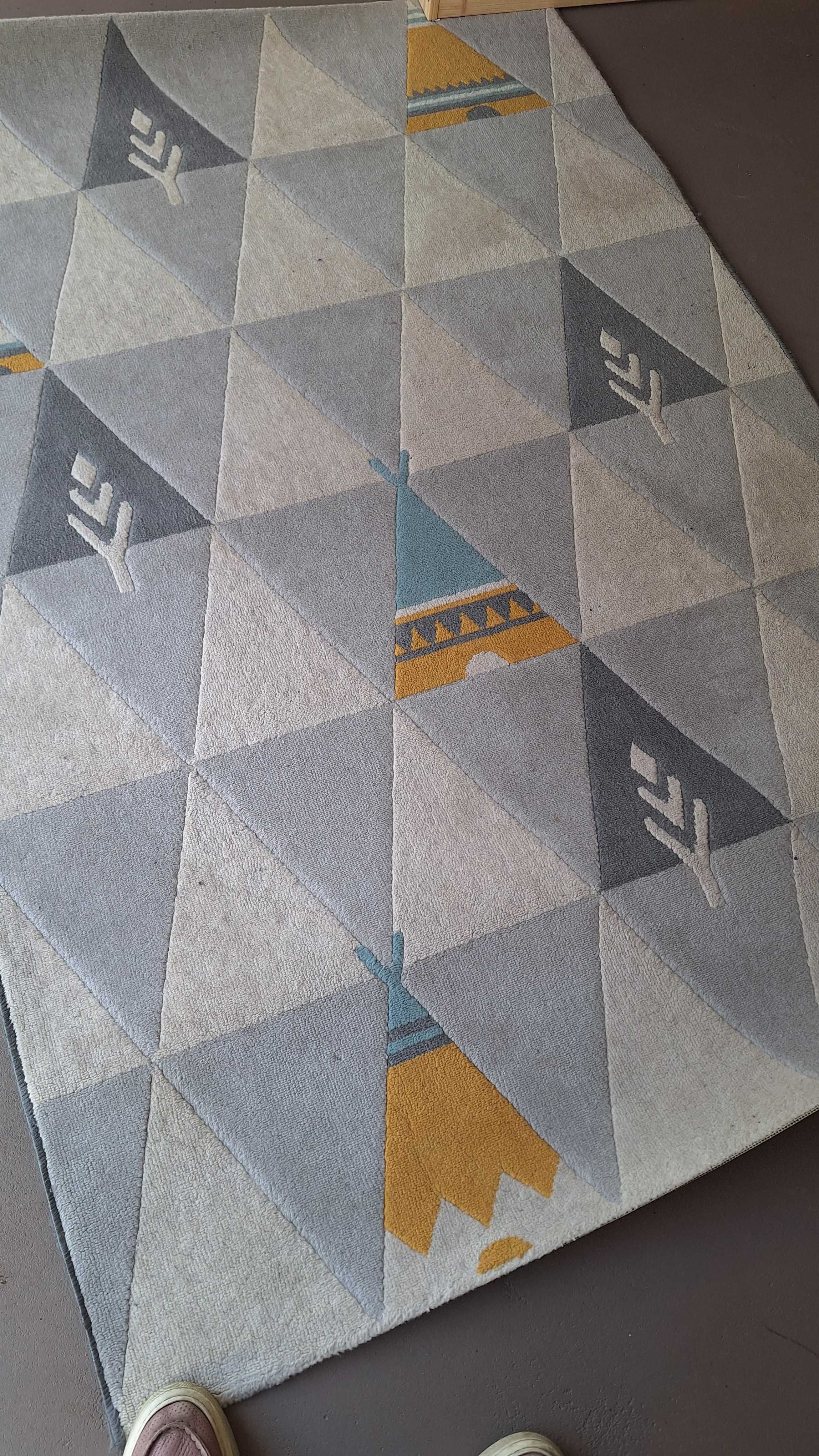 Dywan dziecięcy TIPI Dywany Łuszczów 170 cm x 120 cm