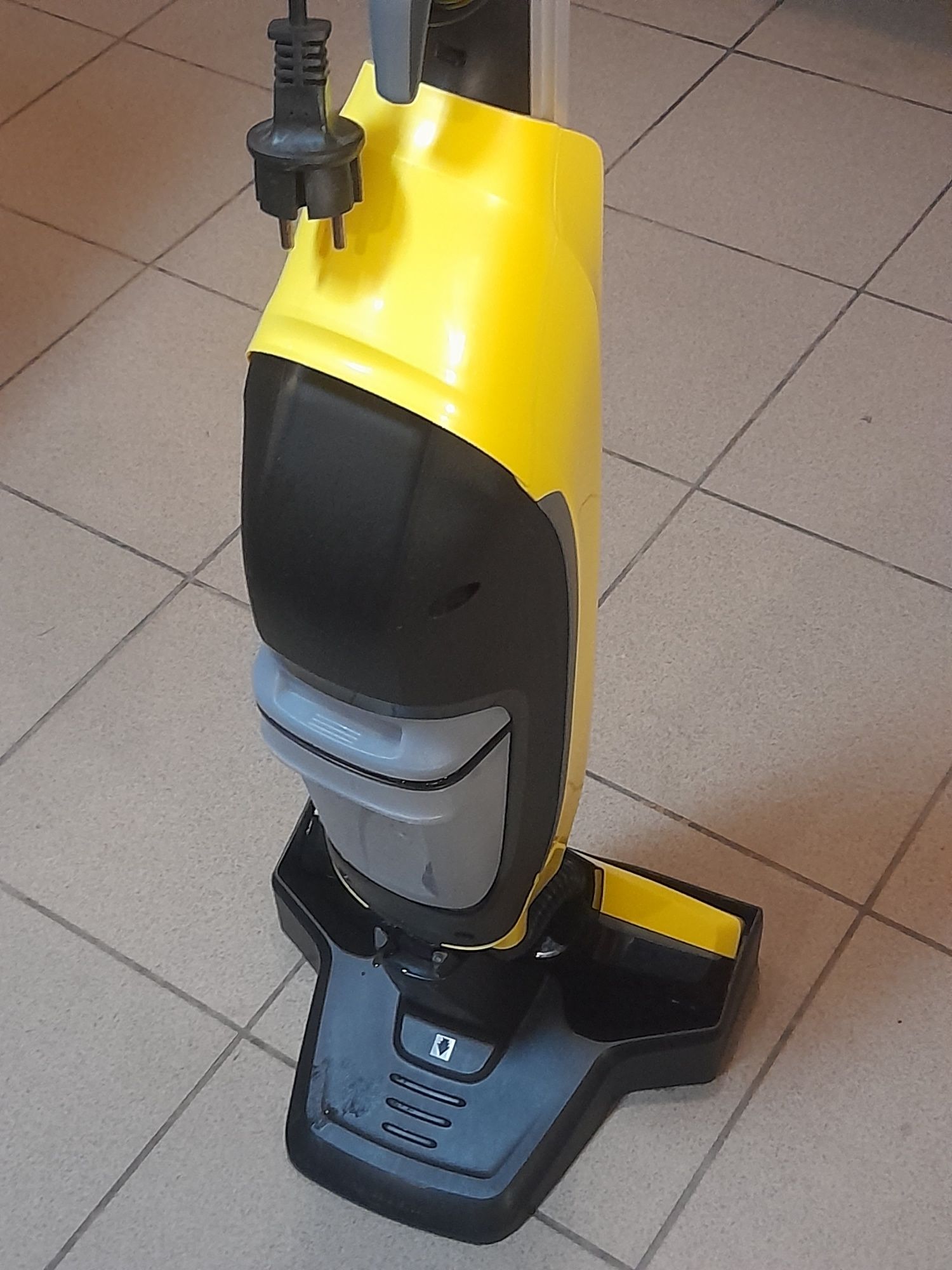 Миючий пилесос *Karcher FC-5*