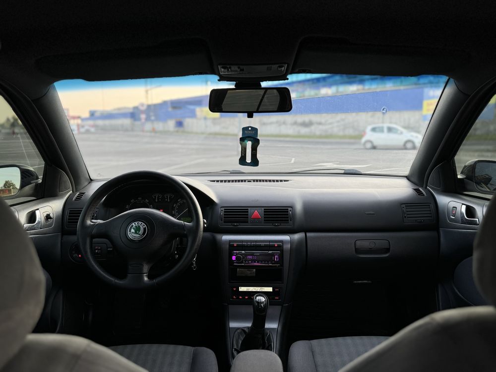 skoda octavia 1.8t