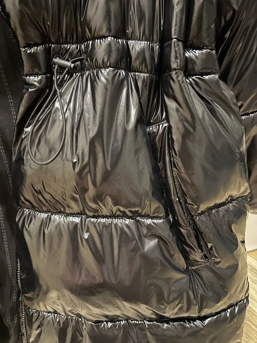 Пуховик жіночий Hugo Boss (оверсайз модель)