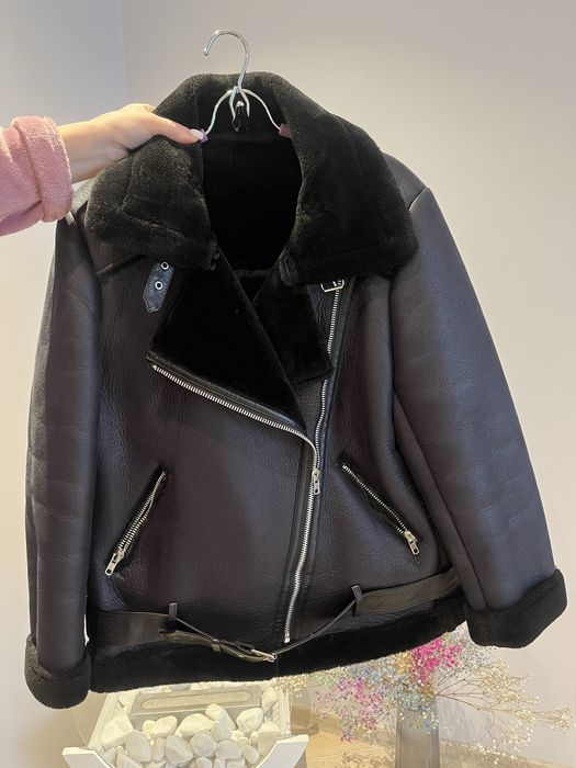 Тепла косуха у гарному стані без дифектів р S-M