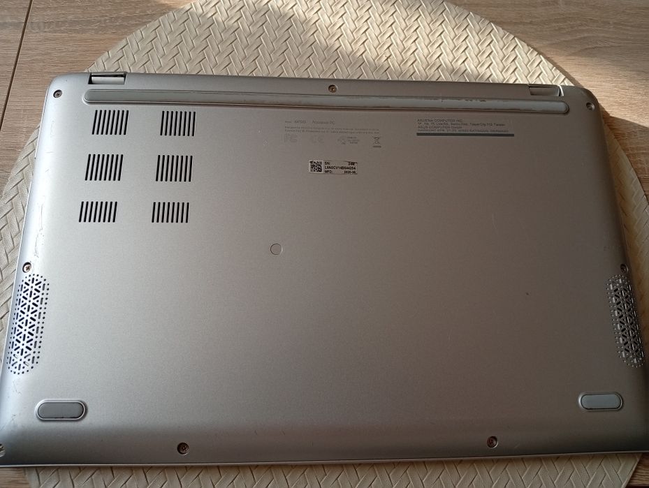 Asus X412D Windows 11