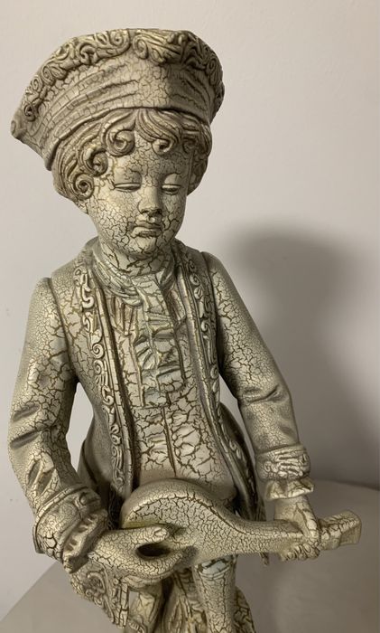 Estatueta clássica 55cmx25cm