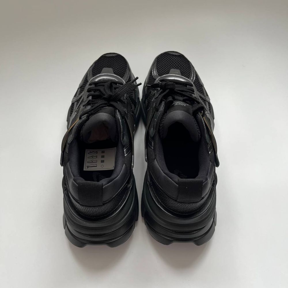 Nike y2k run кросівки оригінал