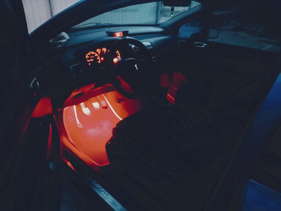 Продам машину на полном ходу