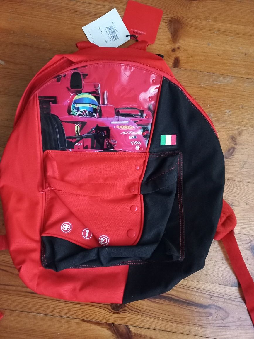 Plecak młodzieżowy nowy Ferrari nowy