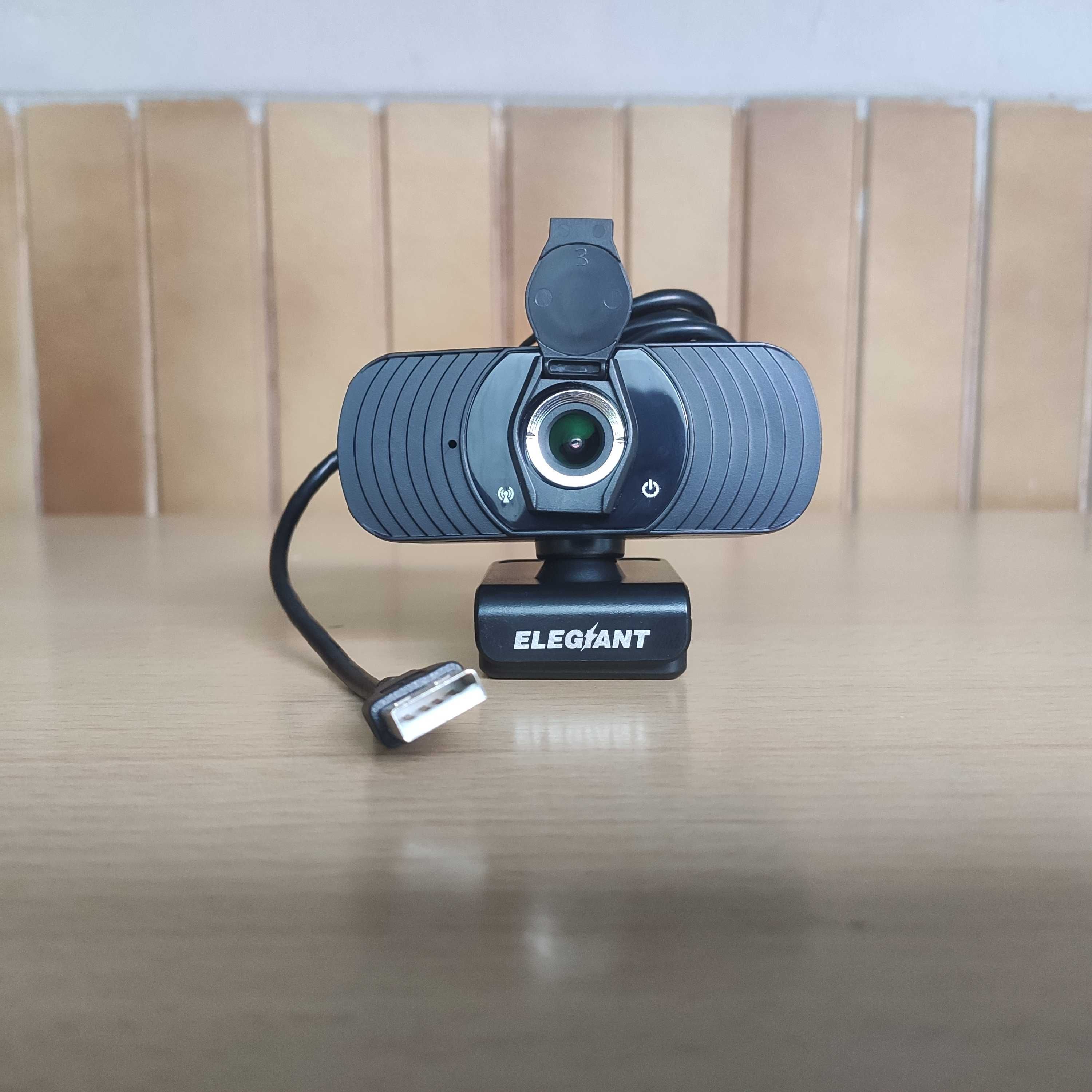 Webcam 1080p Micro Incorporado e Proteção de Privacidade