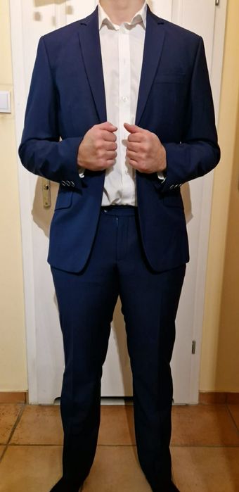 Garnitur męski granatowy