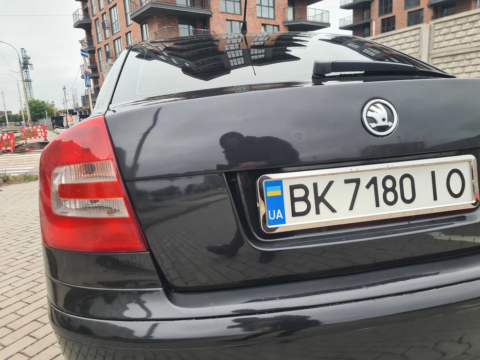Skoda Octavia a5 1.6 мпі + газ