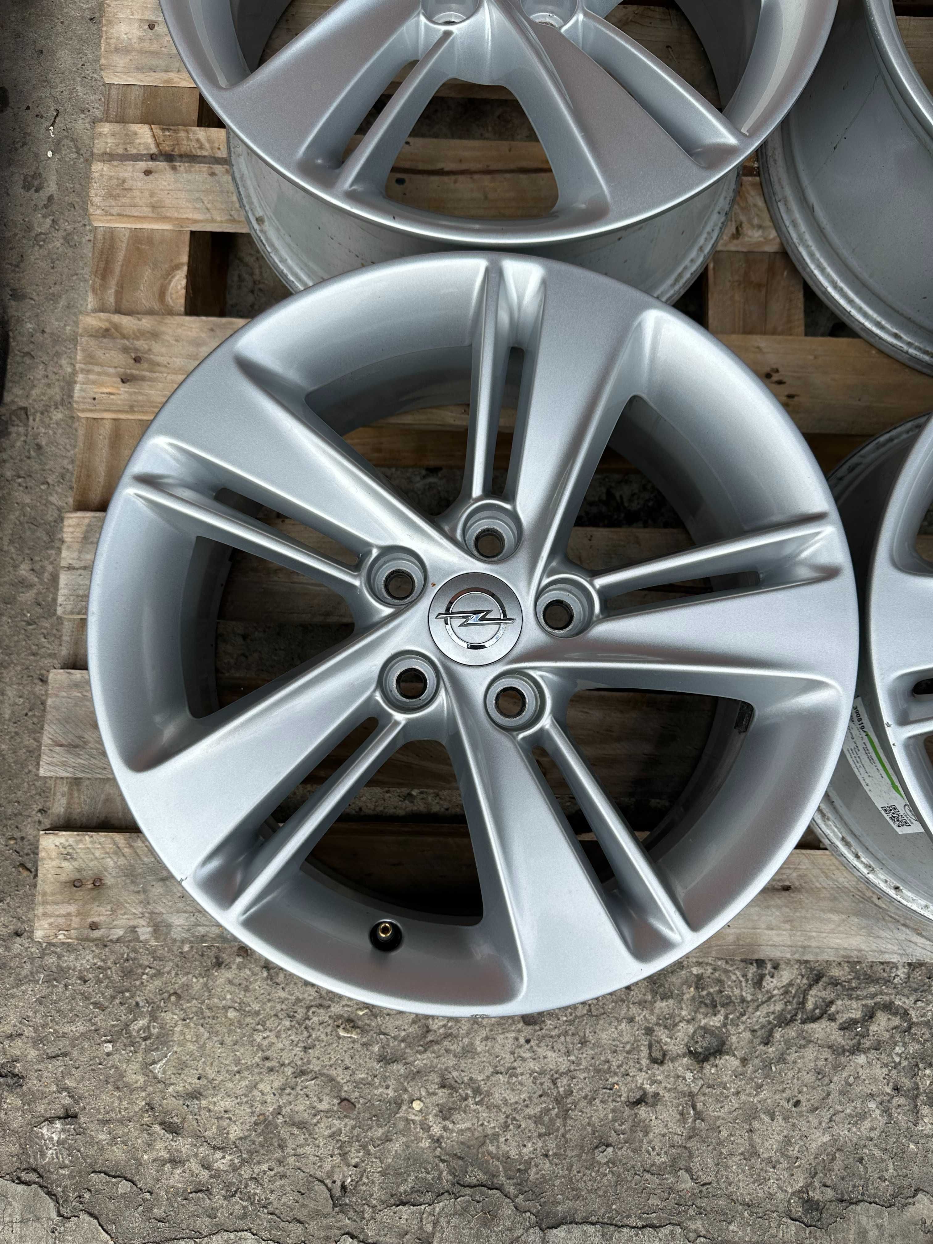 5x115 7,5j x 17" et45 Opel OE Insignia B komplet ORYGINAŁ