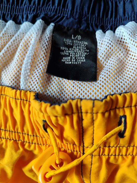 Продам чоловічі стильні шорти.