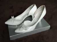 Buty szpilki białe skórzane ślub rozm.39