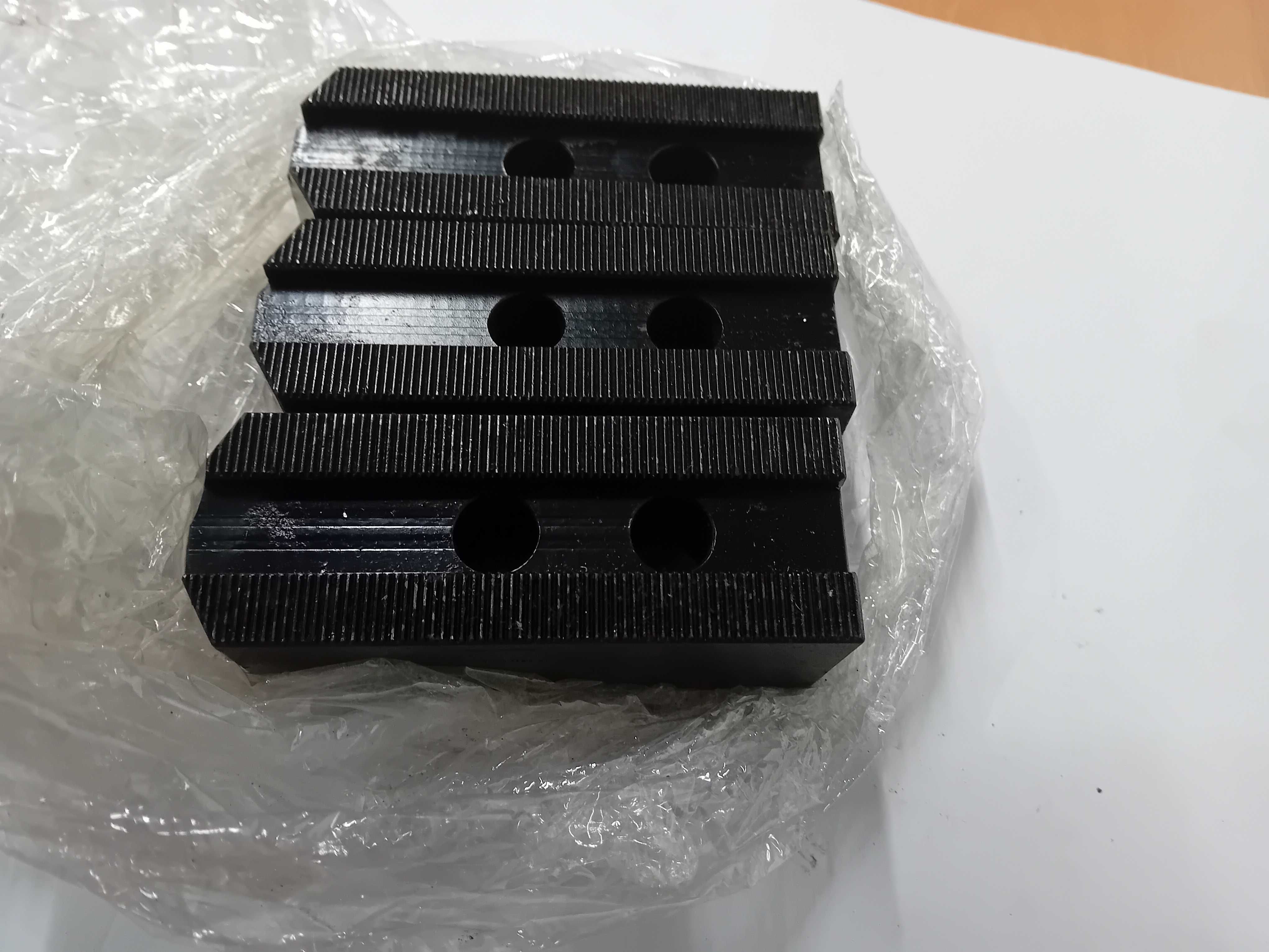 Conjunto de 3 grampos Macios para buchas.