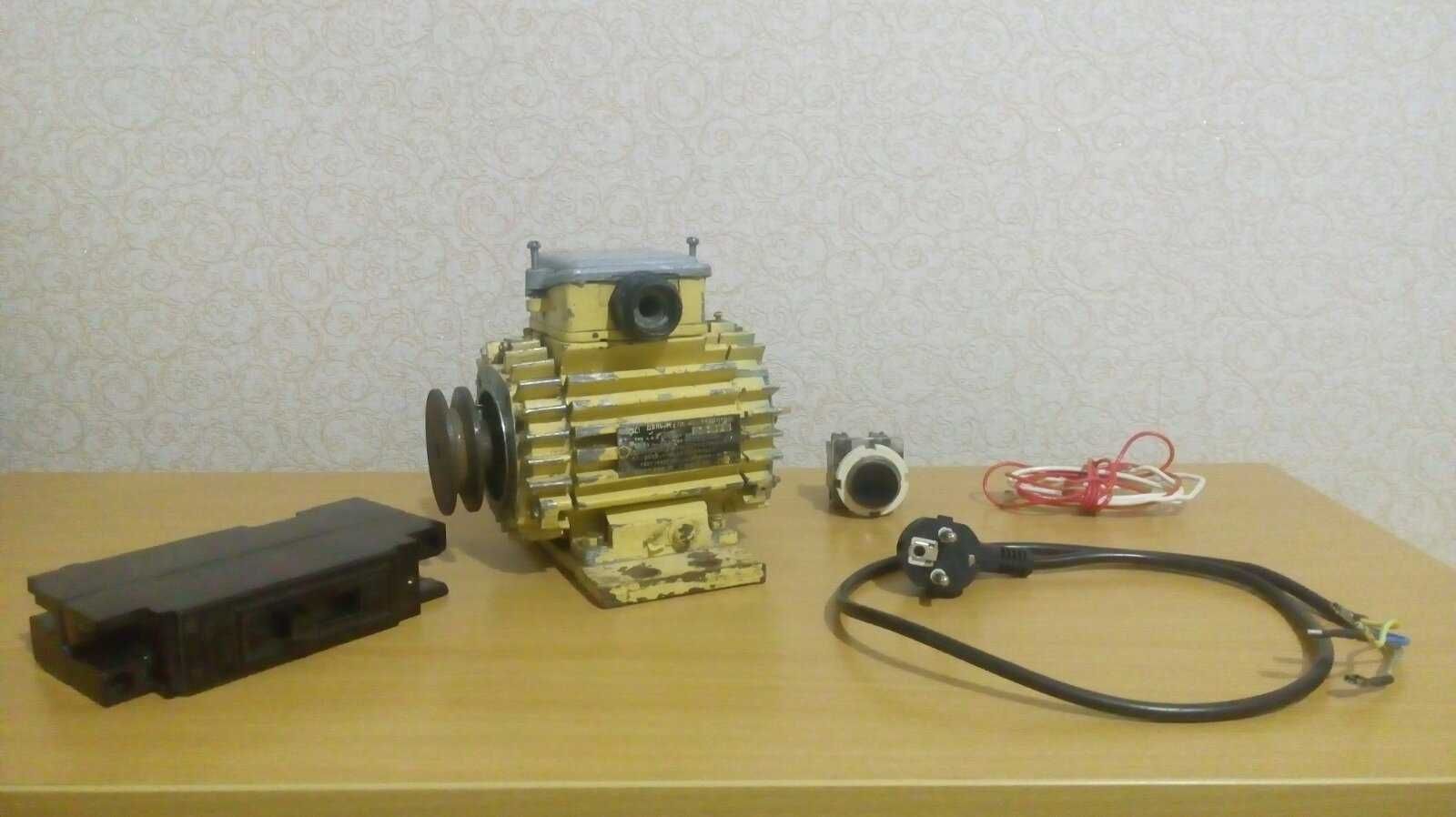 Электродвигатель асинхронный 4АА50А4УЗ (60w)+Автомат Пуск Провод