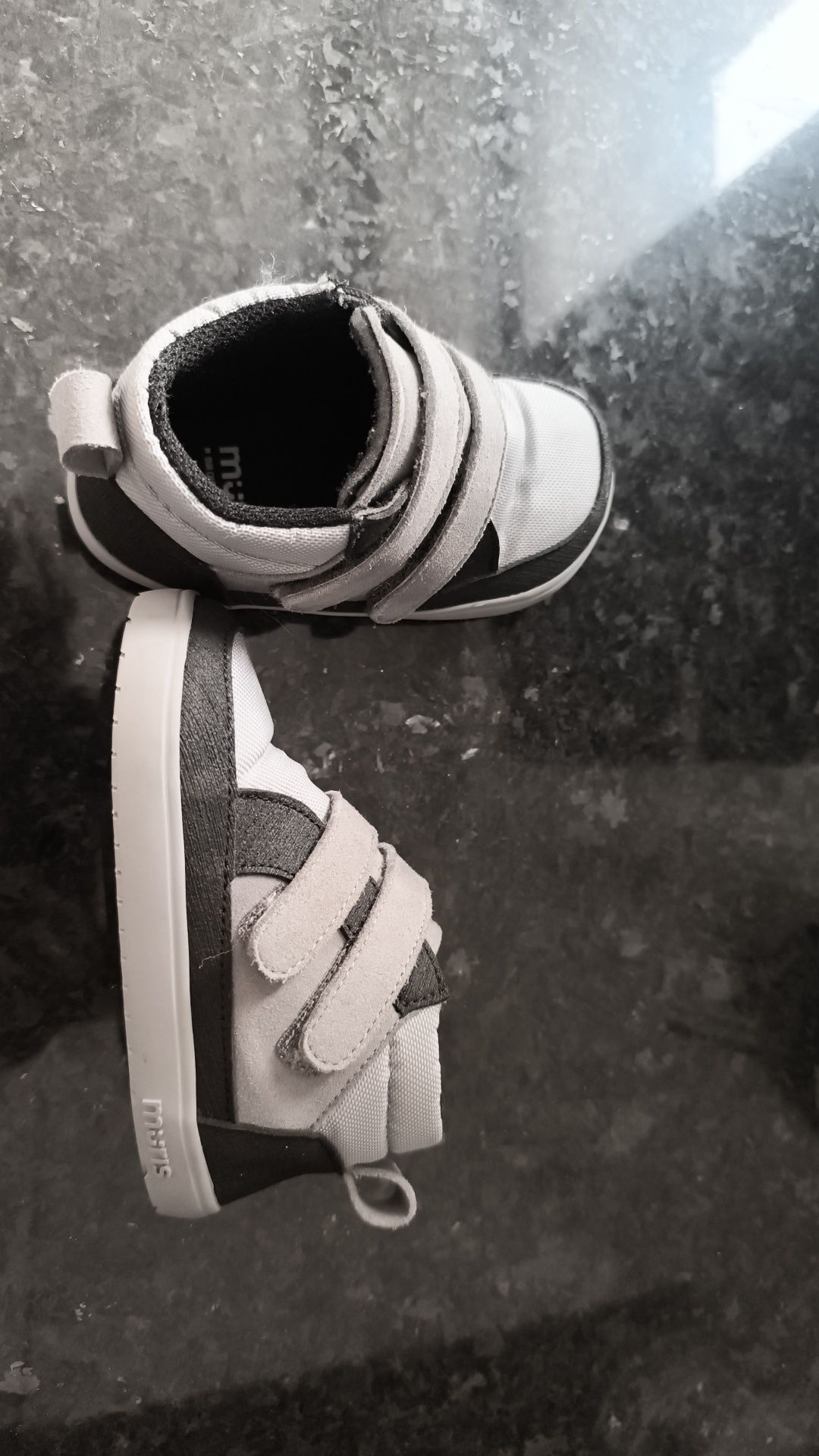 Botas Muris cinza