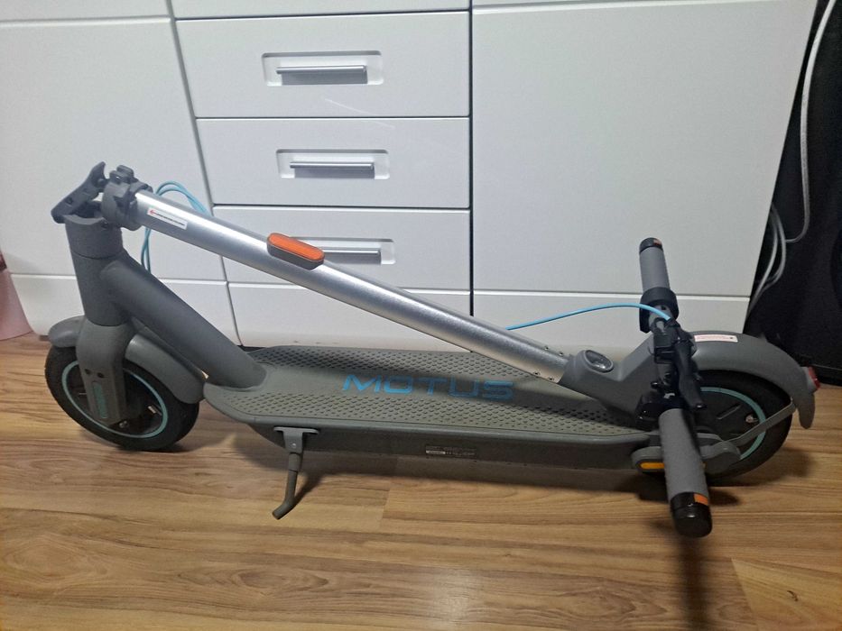 Hulajnoga Motus 10 stan bardzo dobry