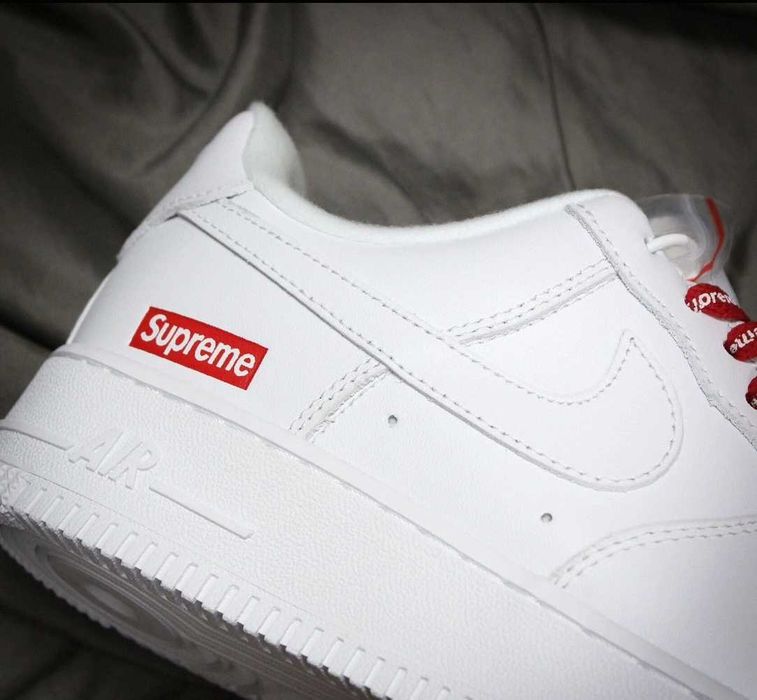 Buty meskie Nike Air Force 1 Low Supreme White R.37.5