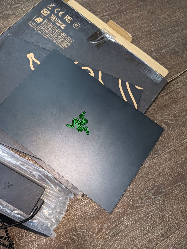 Уценка! Ноутбук Razer Blade 14 (RZ09-0370CEA3-R3U1)