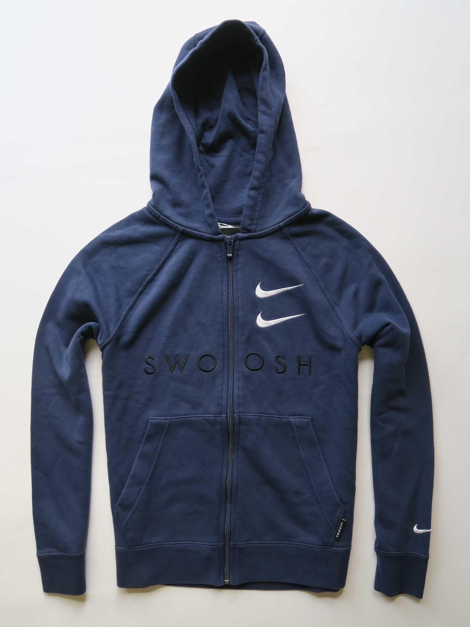 Nike Swoosh bluza z kapturem dziecięca 147-158 cm