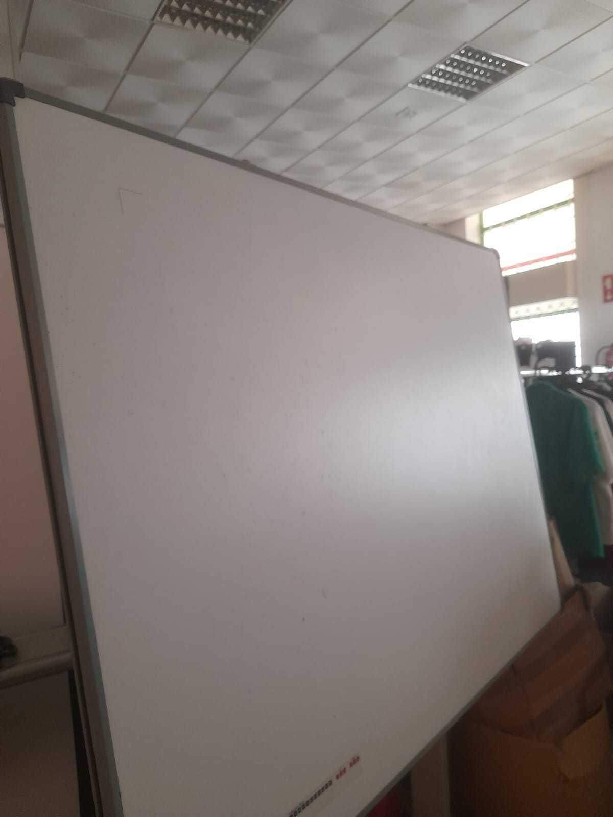 Mesa de Digitalização