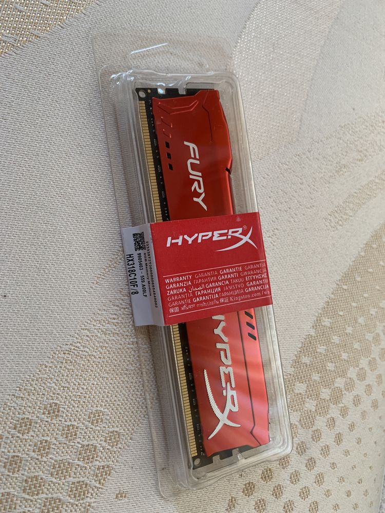 HyperX FURY black, blue, red 8GB, 16gb(kit 2x8gb) DDR3, 1866Mhz ОЗУ