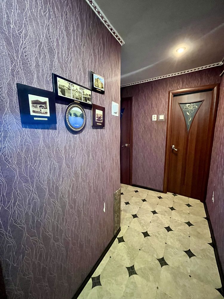 Продам велику, 4к квартиру 85м2, Шахтарське