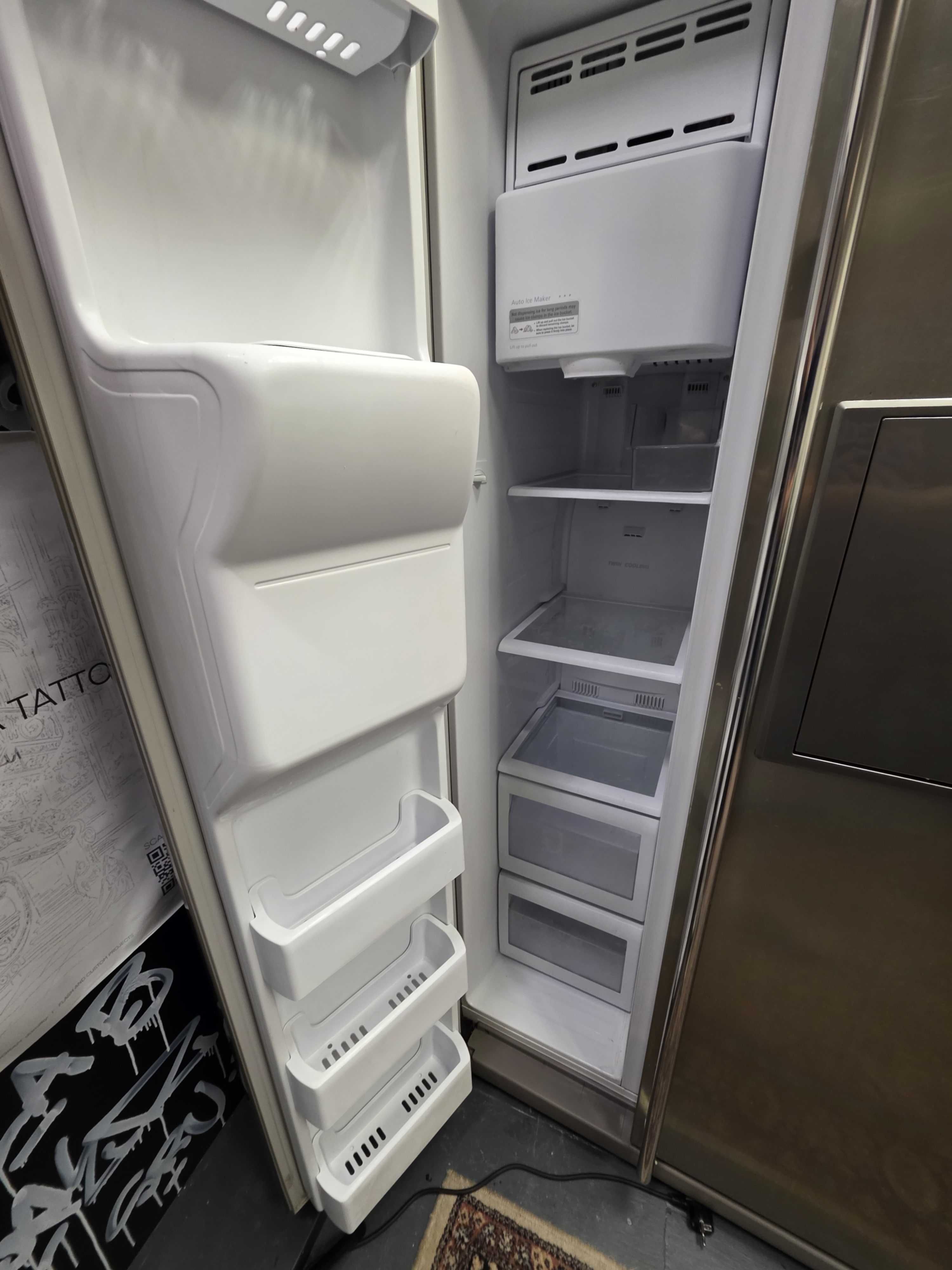 Lodówka Samsung rs21kgrs, chłodziarko-zamrażarka - srebrna