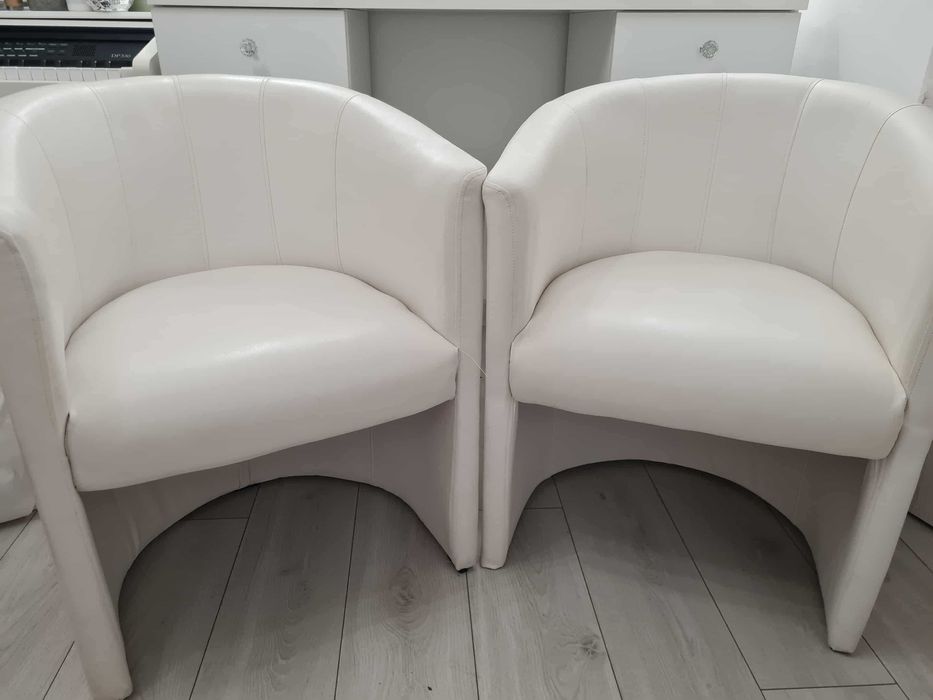 2 FOTELE ECRU ekoskóra