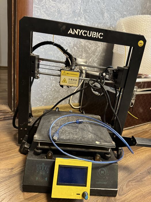 Продам 3д принтер Anycubic