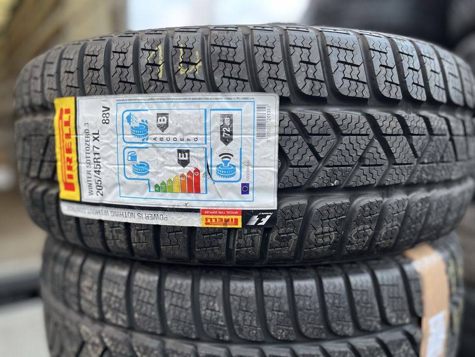 205/45/R17 (зима) Pirelli Sottozero3 Winter