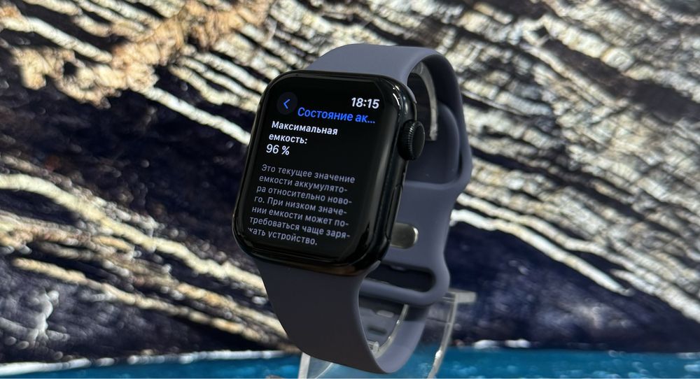 Apple Watch  Series SE 2 Midnight 40 mm GPS / 96%